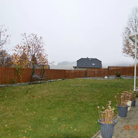 Pod Kostelem 3*