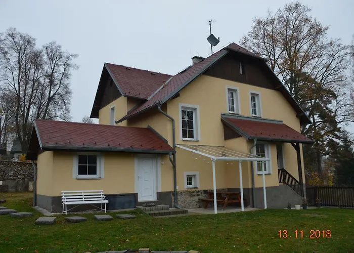 Gasthof Pod Kostelem 3*